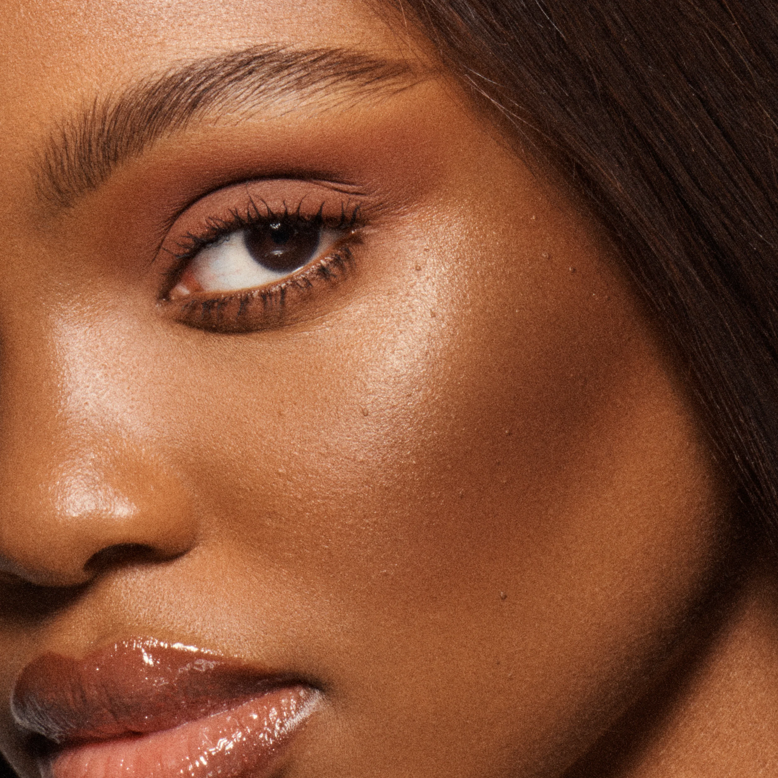 Modern Radiance Cream Bronzer - Image 2
